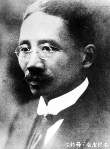 英文#北大学子西餐馆内,拽英文羞辱老头,却碰到精通9国语言的辜鸿铭