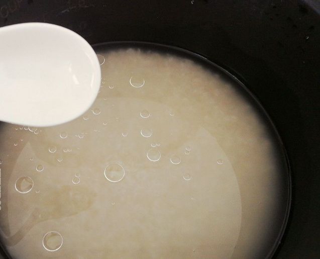 蒸米饭，别直接加水蒸！做好3点，颗粒分明，又香又软，还不粘锅