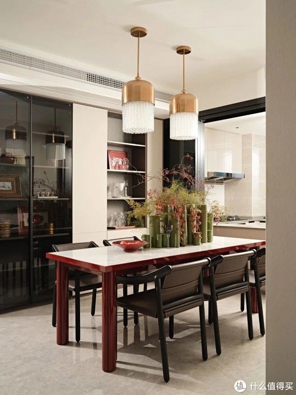 屋主|坚持浪漫主义的夫妻,把家装修得简单自然,透着骨子里的高级感