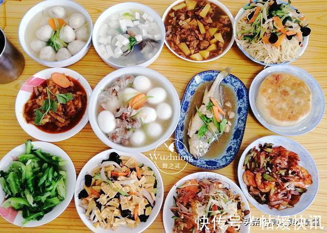 回娘家吃饭，12道菜晒到朋友圈，网友：还缺女儿吗？