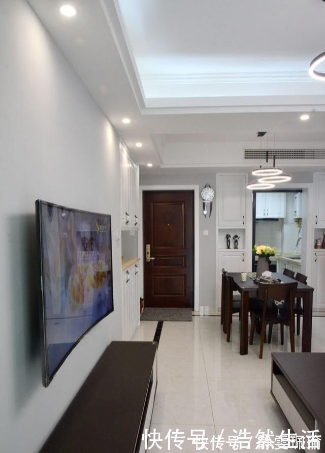 内嵌|新房打扫干净收尾中,还没入住就很漂亮了电视墙尤其抢眼晒晒