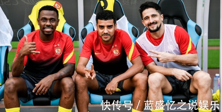 国足|32岁国脚确诊新冠,张玉宁有望取而代之,成为国足锋线端的桥头堡!
