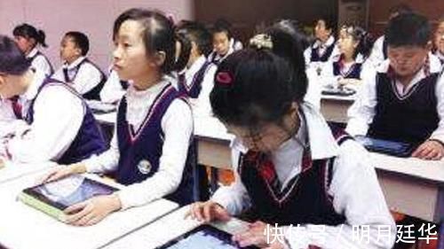 初中生要牢记“不要”在网上浏览这4类东西,看一次影响三观