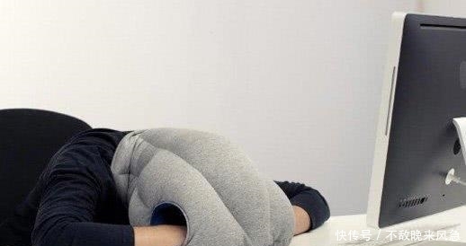 晚上睡觉时,身体一旦有这5种变化,说明你的血糖已“超标”!