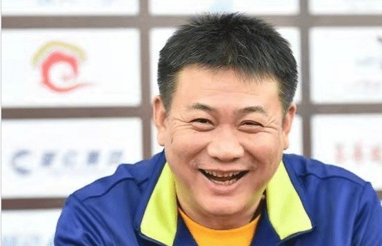 郎平|接班郎平!蔡斌担任中国女排主帅,改革第一刀:倪非凡顶替王梦洁