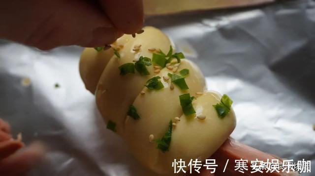 香甜|馒头吃够了，试试这样做，无技巧无难度，暄软香甜，比面包还好吃