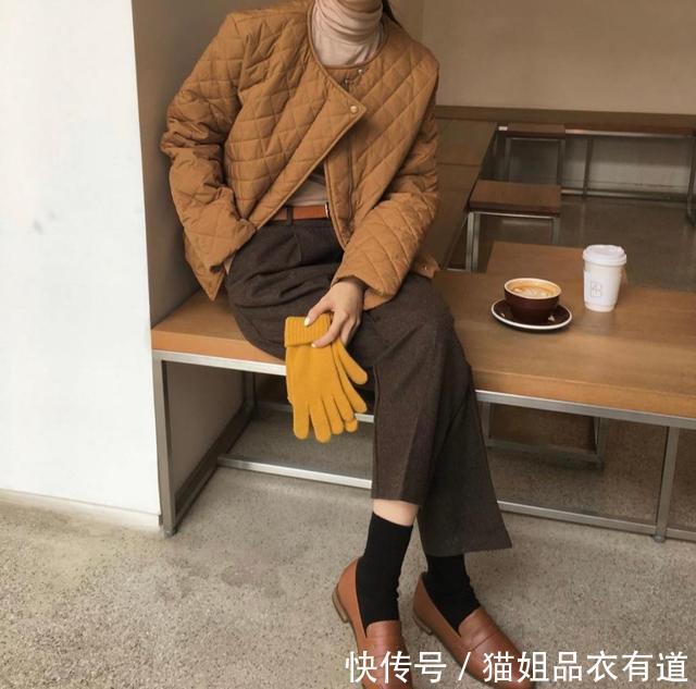 冬天穿什么裤子显高又显瘦?这条"奶奶裤"前来迎战,早穿早美