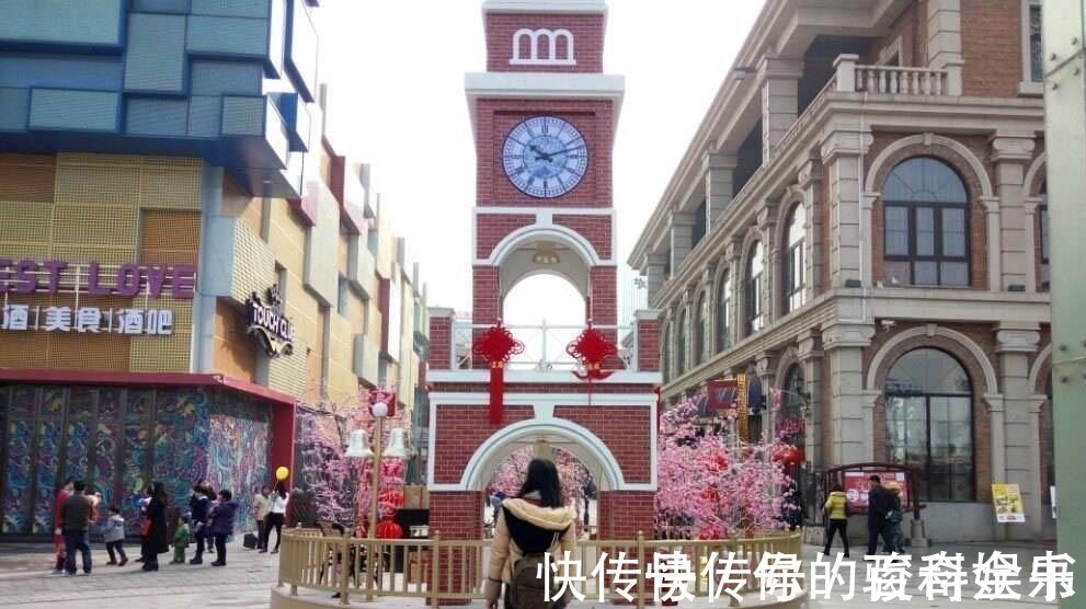 楚河汉界|万达“怒砸”500亿修建的“楚河汉街”, 现在还有人去吗!