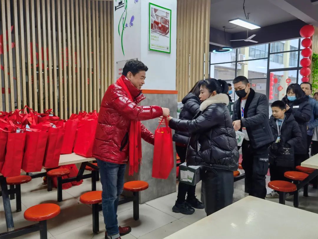 年夜饭|包饺子、拉家常、过年大礼包...永嘉这顿年夜饭真温馨