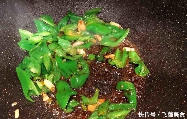 不见|炒青椒时加“一宝”,隔三差五就馋,大肚腩不见了,皮肤更细腻