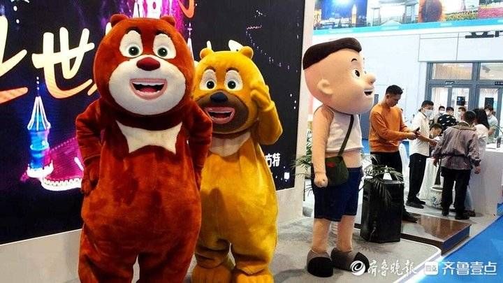 熊大熊二|第二屆文博會孩子們的最愛，來自方特的熊大熊二在賣萌