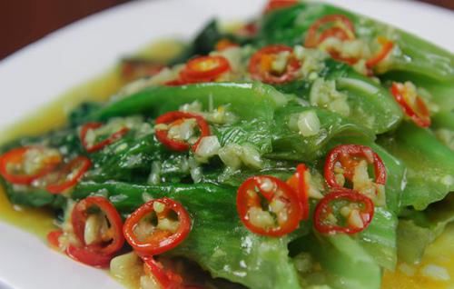 生菜|生菜不炒才更好吃，学会这招，2分钟搞定，一出锅比肉还受欢迎