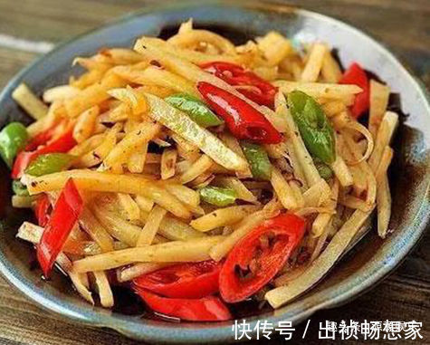 西葫芦|美食推荐蘑菇烧肉、金沙鸡翅、香辣藕丝、西葫芦番茄炒蛋的做法