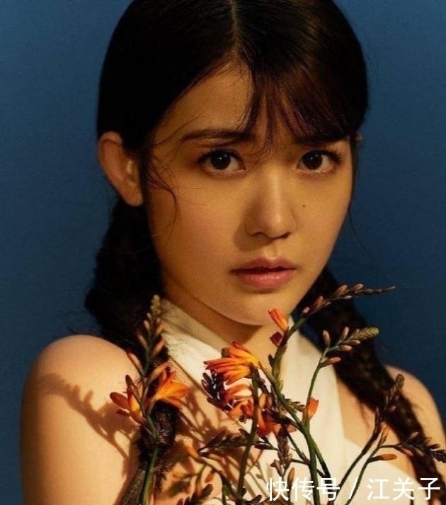 扎发 别再披头散发了,今秋流行这3种“扎发发型”,简单自然易上手