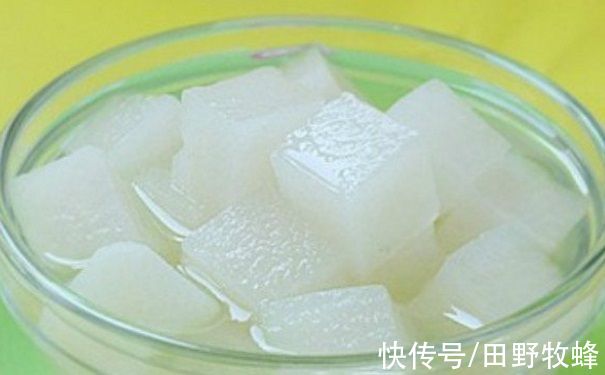 白萝卜泡蜂蜜要去皮吗？白萝卜蜂蜜水有什么好处？