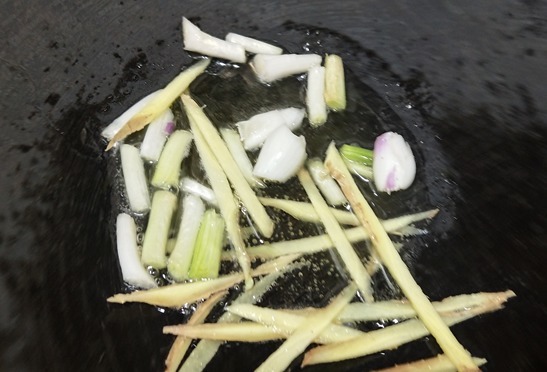 南方人最爱,5元炒一盘,孩子多吃长得快,头脑灵活身体棒