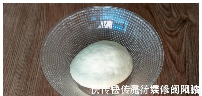 在家做盘丝饼原来这么简单,一卷一叠就搞定,有技巧无难度,真香