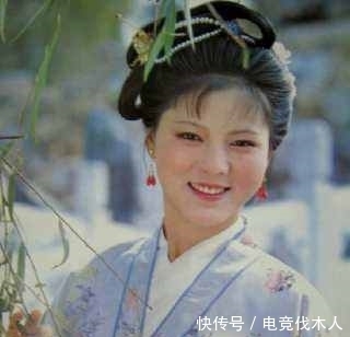 端午节|端午节白天，晴雯骂袭人做了丑事，傍晚她便把睡觉的位置让给晴雯