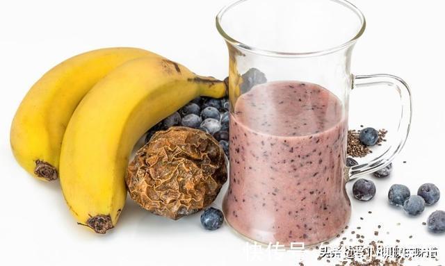 香蕉皮|香蕉这样吃，大肚子、便秘没了，皱纹少了！每天吃一根