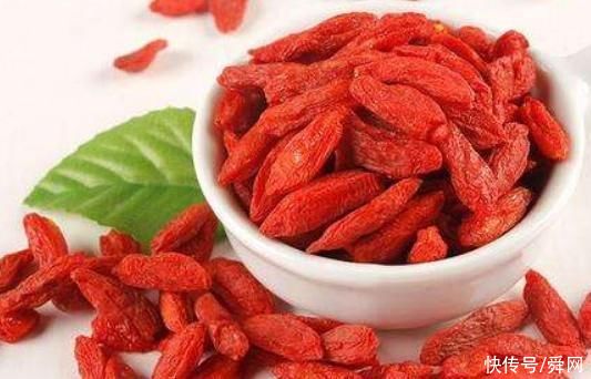 枸杞|枸杞和它“天生一对”,连喝十天,助你排出肝毒