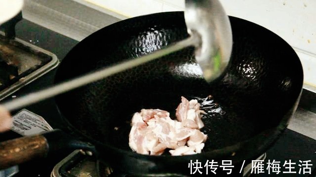 为啥很多饭店把芹菜炒杏鲍菇当做招牌菜试着炒一次，真能吃上瘾