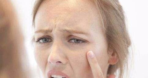 子宫病|女人晨起时,出现3个“异象”,要警惕是否有子宫癌