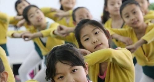 家长们|这3种兴趣班是“碎钞机”,家长别给孩子报,浪费钱不说还没用