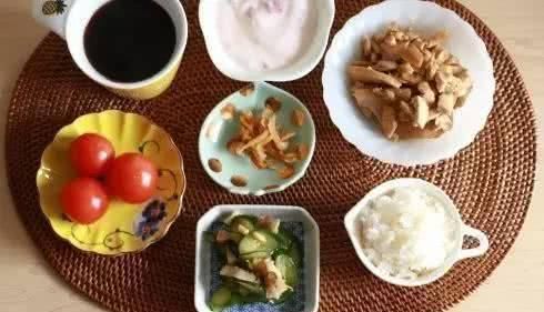 剩饭菜|喜欢在这3件事节省的人，更容易长寿？如果你能占一个，也不错哦