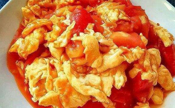 孩子们|十月下旬一场秋雨一场寒注意保暖,孩子多吃经典菜,增强体质