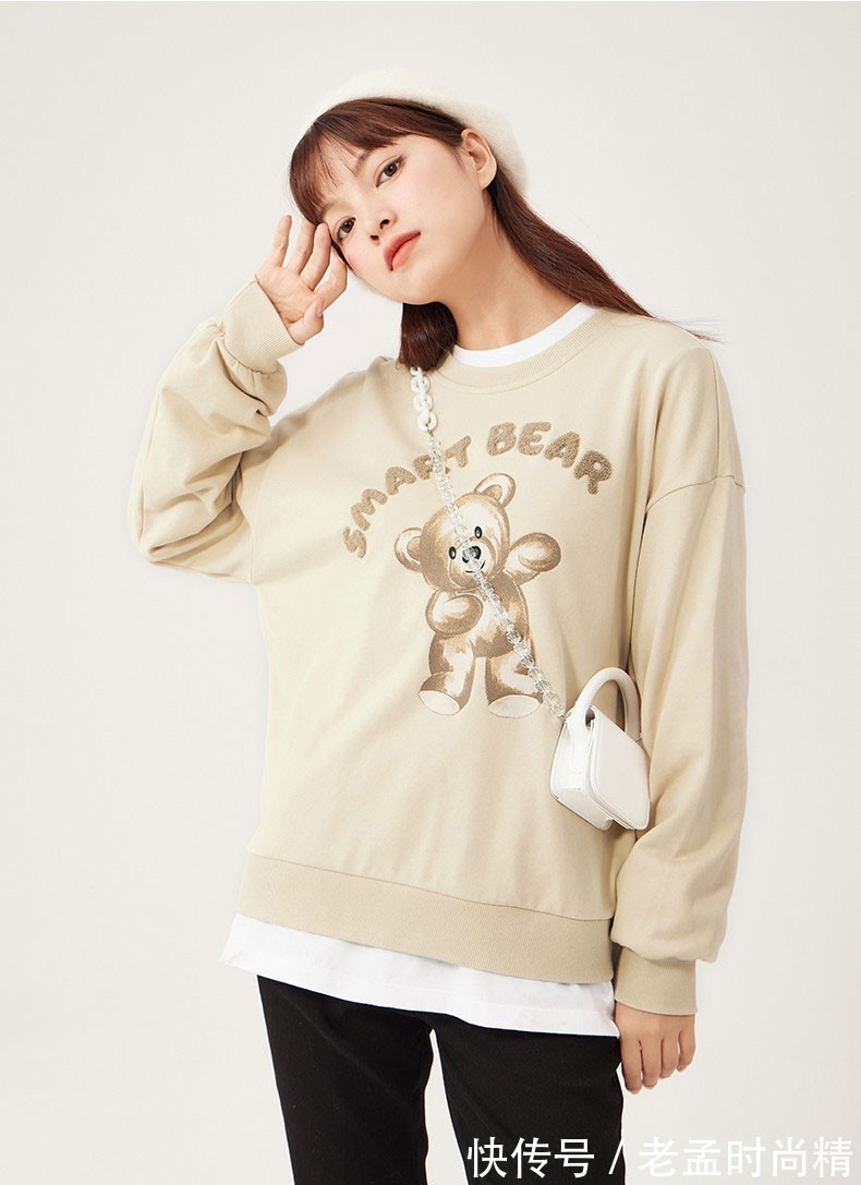 穿搭 可可爱爱的小熊卫衣,冬季日常穿搭,让你更加甜美可人