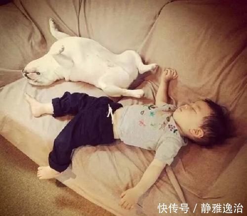 宝妈|不掀开被子,永远不知道宝宝的睡姿有多“销魂”,宝妈们笑翻了