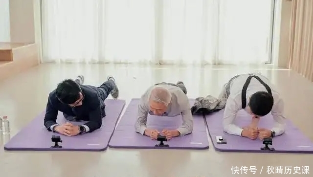 ins Running Man:金钟国去济州岛度假!狗哥练拳击似乎颇有成效