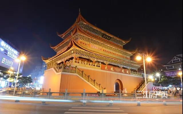 大平层pk|丽雅，成中，绿地，华侨城！宜宾大平层PK，到底哪家强？