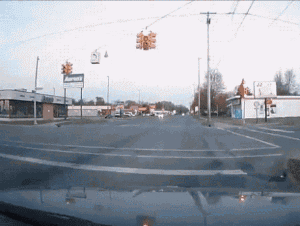 |搞笑GIF:刚开始挺淑女的,没想到也是个逗比!