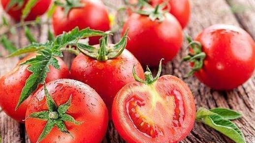 弱酸性|吃西红柿以后,切忌别碰此类食物,不然对身体不利,为健康忌口