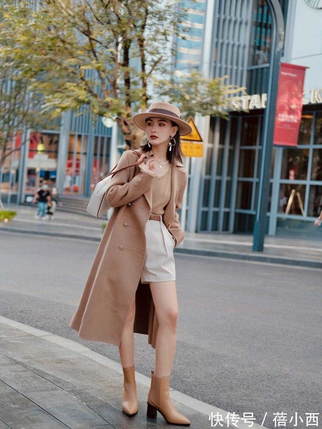 用力过猛|见过大场面的女人,秋冬都喜欢穿“大地色大衣”,时髦高级又大气