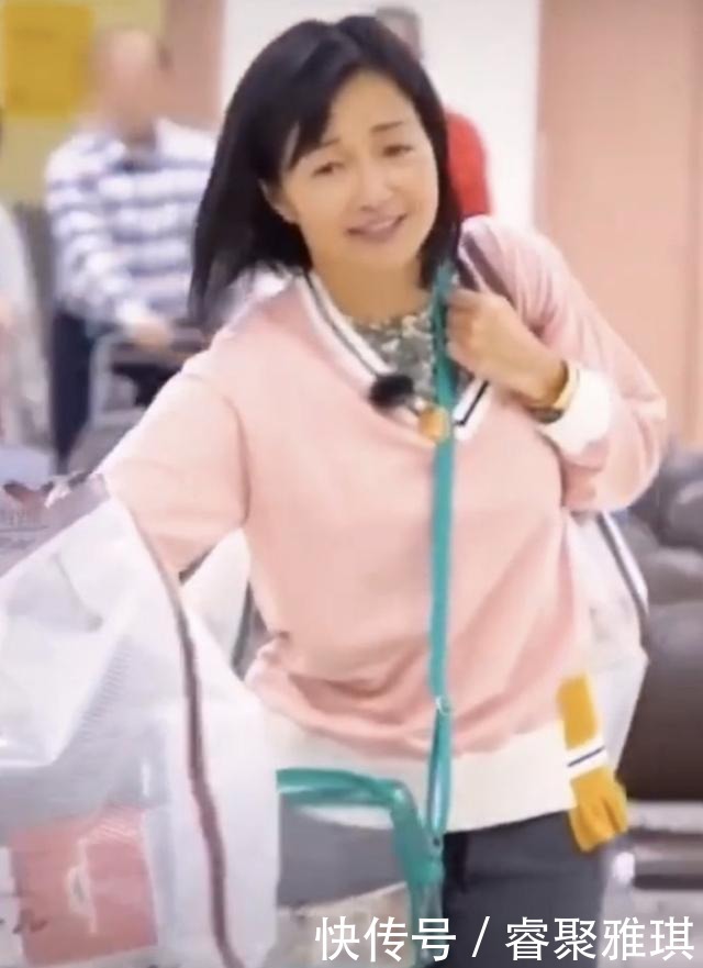 儿童|李绮红近况,原来她这么苦命!如今嫁老外,当一名儿童精神科护士