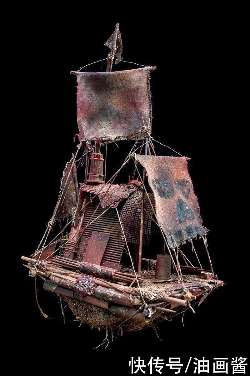 微型艺术家历时4年,打造了一个破败的世界,精致程度让人叹服