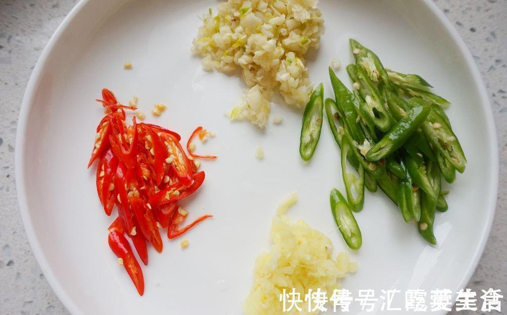 黑木耳|这道菜是“一次性”菜，没吃完倒掉也不要隔夜吃，不然危害很大