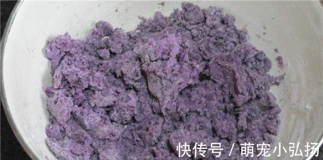 早餐新做法,20分钟就上桌,松软香甜,比馒头花卷好吃一百倍!
