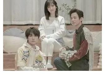 快本解散后谢娜何炅再次同台《朋友请听好》第二季却少了易烊千玺
