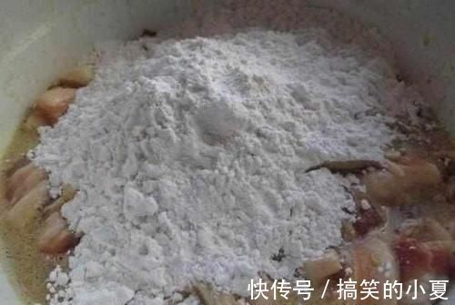 一斤五花肉10个鸡蛋,炸出的效果简直太棒了,不信就试试