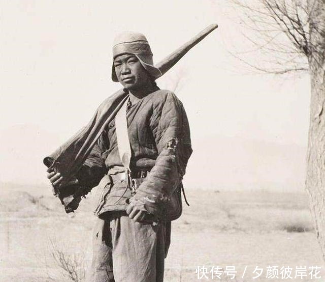 片中的人|清末奇葩老照片儿童出门戴的帽子差点让我笑尿,奇葩真多!