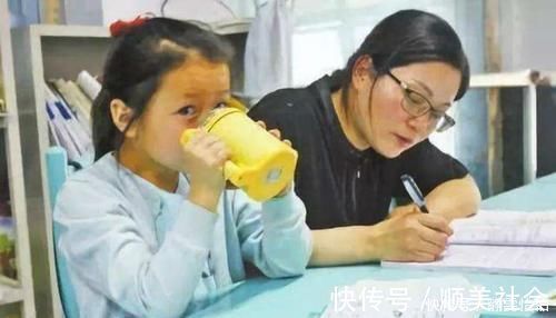 班主任|爸妈当班主任是什么感受孩子试卷还没发,已经准备好挨打了