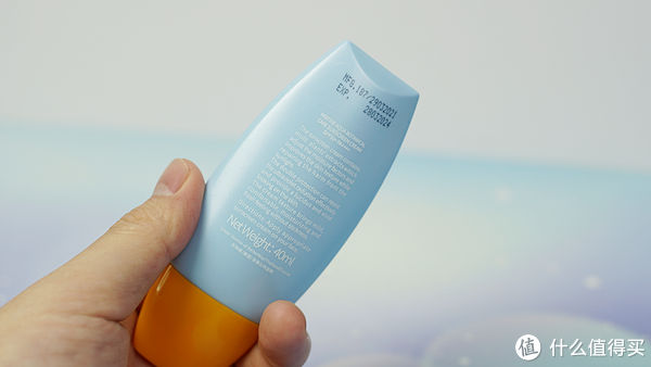 防晒王者选哪款？10款防晒霜横评实测，寻找母亲节最佳礼物！