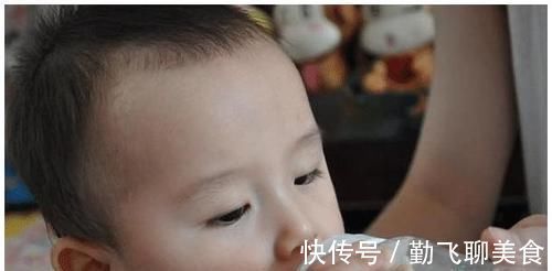 喂娃|3种喂娃“神器”已让孩子停止发育,即使娃爱吃,家长也别喂了