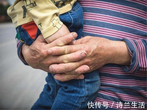 老人家|有种“新型啃老”正在蔓延,父母被慢性榨干,却还夸子女孝顺