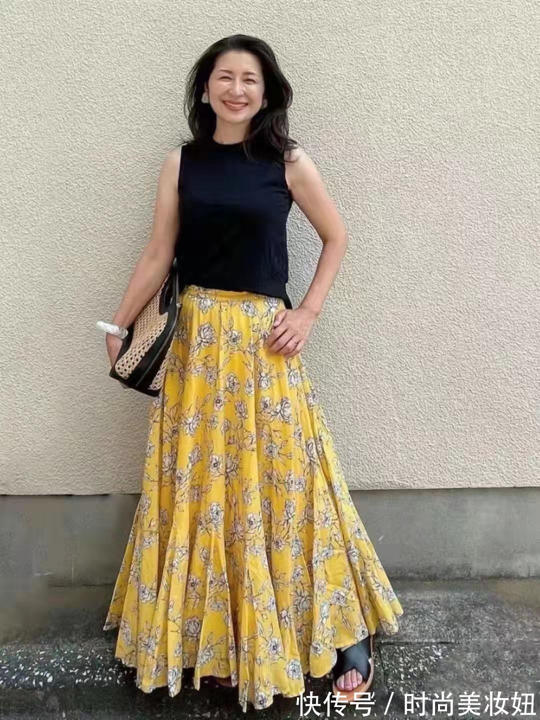 上衣|女人年纪越大,穿衣打扮要“气质”,普通人照着穿也优雅大气
