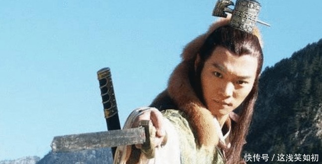 倚天中有三大隐藏高手,都会一招原著失传的神功,能一招秒张无忌!