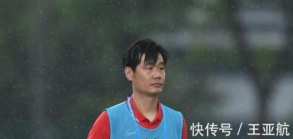 国脚|意外!李霄鹏痛失6位归化猛将,前巴西国脚确定无缘国足世预赛